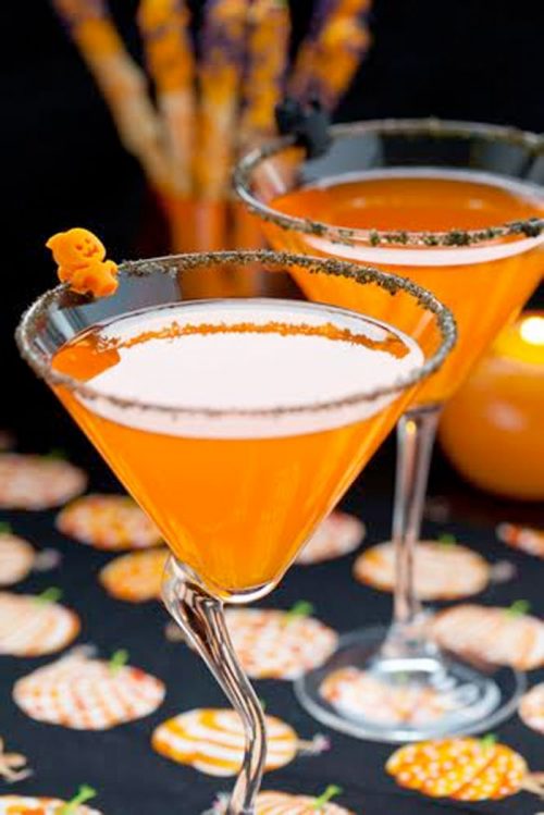 halloween whiskey cocktails